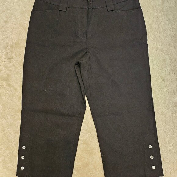 89th Madison Women's Black Capri Pants Size: 8 - Picture 2 of 8